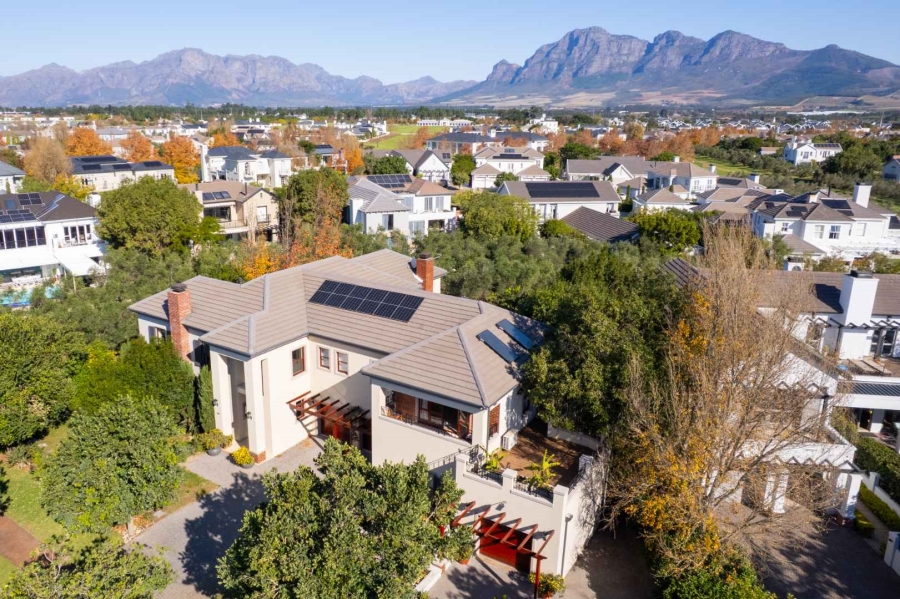 5 Bedroom Property for Sale in Val De Vie Estate Western Cape